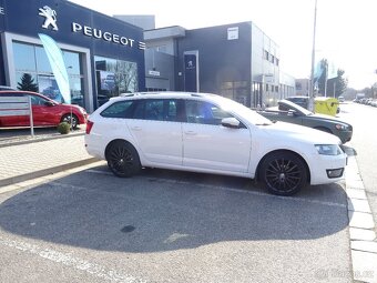 Škoda Octavia 1.2 tsi 81 kw Style+ DSG Bufík - 9