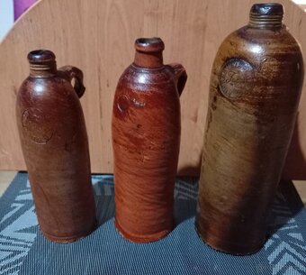 Staré kameninové láhve na prodej - 9