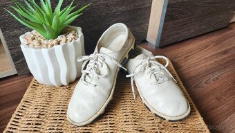 Dámské kožené boty TBS vel. 36 - 9