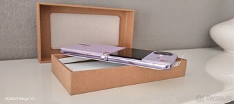 Vivo X FLIP 5G, Pink růžová 12GB RAM/256GB. GLOBAL EU VERZE - 9