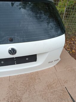 VW Golf 5 combi ,variant - páté dveře, víko kufru - 9