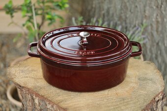 STAUB litinový hrnec oválný 33 cm 6,6 ltr - 9