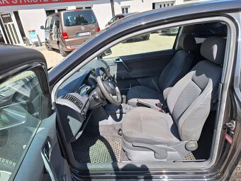 Volkswagen Polo 1.2i 12V 47KW S.Kniha - 9