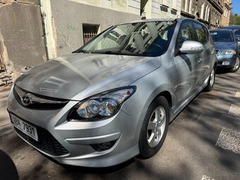 Hyundai i30, 1.6CRDi - 9