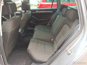 VW Passat B8 Variant 2.0TDI 110kW DSG ACC - záruka Autodraft - 9