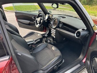Mini Cooper R55 Clubman 1.6 - 9