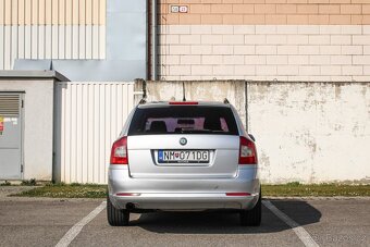 Škoda Octavia Combi 1.6 TDI DSG - 9