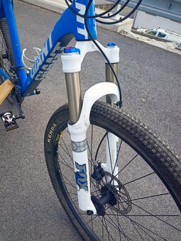 Horské kolo Giant XTC polocarbon - 9