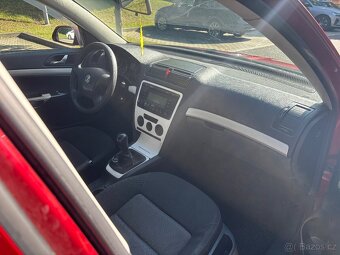 Škoda Octavia 2 od kupujícího požaduji plnou moc - 9