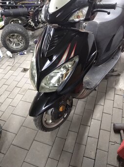 Skútr baotian 50 bez tp na pole stavbu do lesa - 9