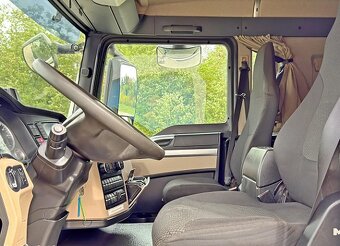 MAN TGS 26.460 6x2 - valník s hydraulickou rukou - 9