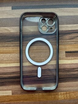 Prodám Apple iPhone 15 128 GB, Black (černý), baterie 89%, n - 9