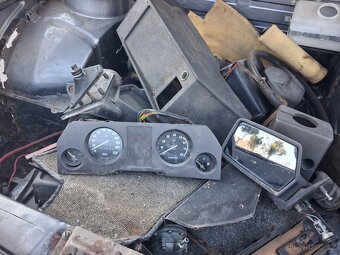 Tatra 613 rok 2004 - 9