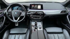 BMW 530d kombi,G31,M paket,PĚKNÝ STAV,SERVIS BMW - 9