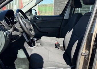 Škoda Yeti 1,2 TSI Mont Blanc DSG benzín automat 77 kw - 9