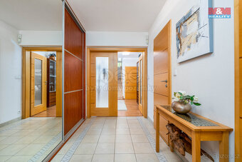 Prodej rodinného domu, 326 m², OV, Praha 10, ul. Kozáková - 9
