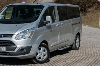 Ford Tourneo Custom 2.2 TDCi L1H1 T300 - 9