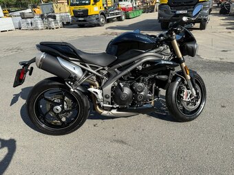 Triumph Speed Triple 1050 S, 3136 km - 9