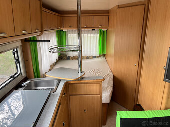 Karavan Burstner Studio+ markýza, stan, plyn.bojler - 9