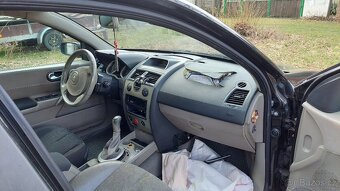 Prodám 2x Renault Megane ii - 9