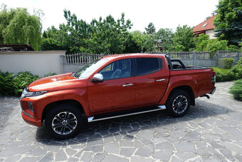 Mitsubishi L200 2.3 DI-D 4WD INTENSE,110kW M6 - ZÁNOVNÝ STAV - 9