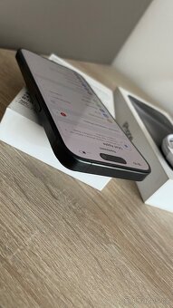 iPhone 15 pro 128gb black titan zánovní/nový - 9