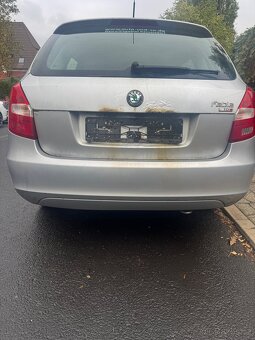 Prodám bud celek nebo náhradní díly Škoda Fabia 2 2013 - 9
