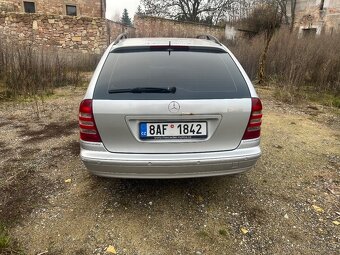 Mercedes-Benz C320 W203 (2002) – 6V - 9