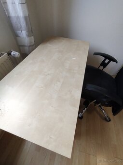 STOLEK IKEA PSACÍ - PC. 4.800,- - 9