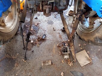 Zetor 3011 náhradní díly - 9