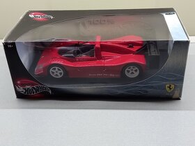 FERRARI 333 SP HOTWHEELS 1:18 - 9