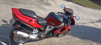 Honda CBR 900RR Fireblade 1999 SC33 - 9