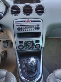 Peugeot 308SW - 9