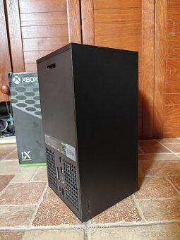Xbox Series X 1TB SSD - 9