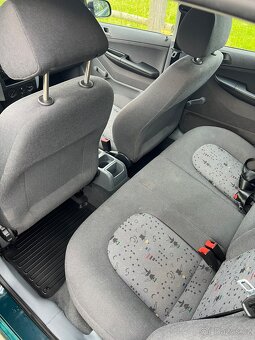 Škoda Fabia 1.4 MPI 97tis.km Servisní Knížka - 9