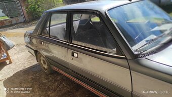 Peugeot 305 - 9