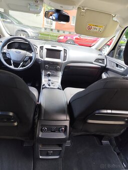 Ford Galaxy - 9