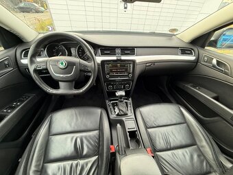 SKODA SUPERB 3.6 FSI V6 4X4 WEBASTO KAMERA - 9