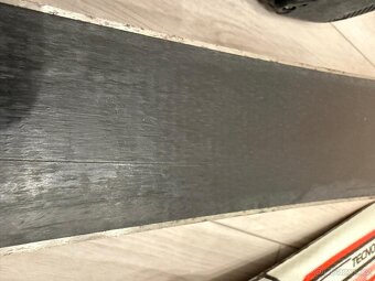 Prodám lyže a boty, dětské, velikost bot 22,2 a lyže 80cm. I - 9