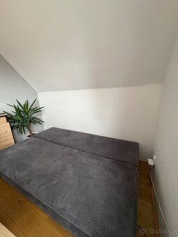 Rozkládací gauč s úložným prostorem - 9