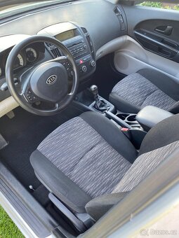 Kia ceed 1.4 80kw 2009 - 9