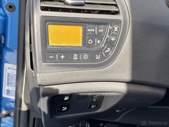 Citroën C4 Picasso 1.6 VTi , 88 kW benzín, 2011 - 9