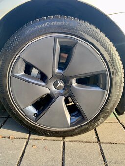 Tesla Model 3 SR+ 2022 - 9