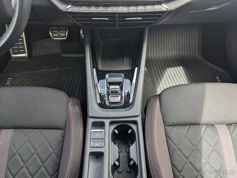Škoda Octavia combi RS 2.0TSI 180kW DSG - 9