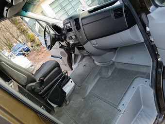 PRODÁME VW CRAFTER - 9