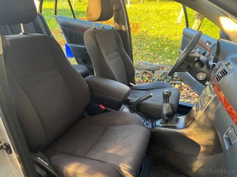 Toyota Avensis 2.0 Benzín - 9