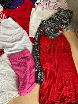 Dámské oblečení, v.36, 24ks - 9