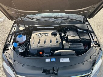 VW PASSAT 1.6 TDi SERVISNí KNIHA - 9