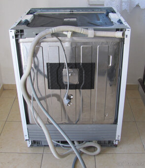 MYČKA NÁDOBÍ BEKO - 14SAD - A+++ - 60cm - 9