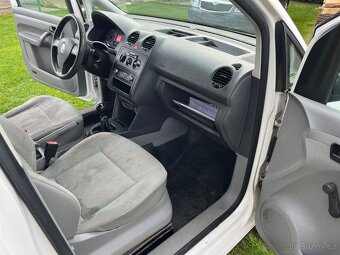 VW Caddy 2.0 SDI rok 2009 nová STK  - 9